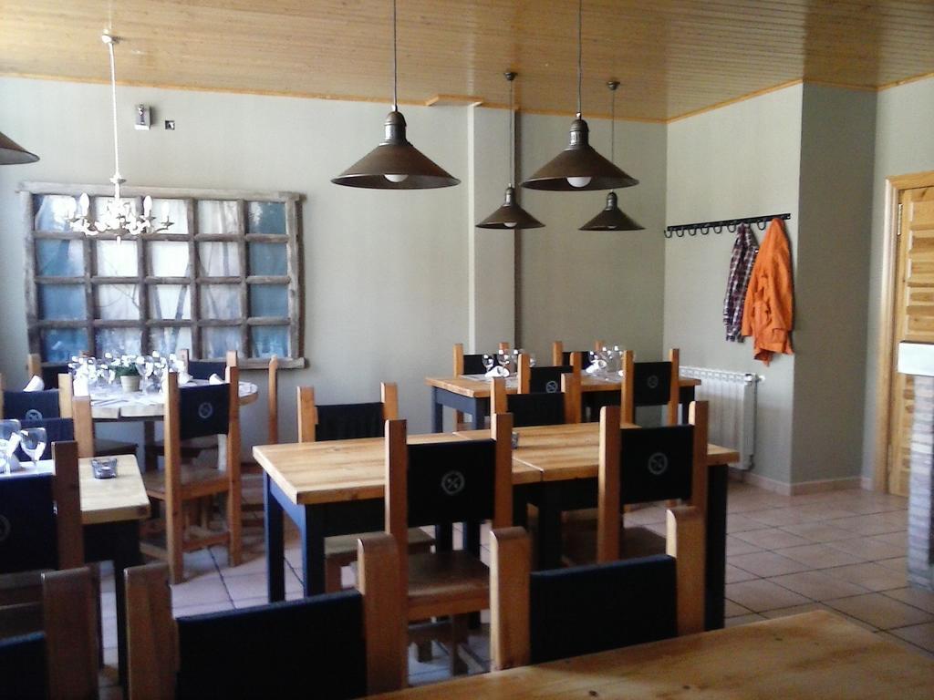 Hostal Royuela Екстериор снимка