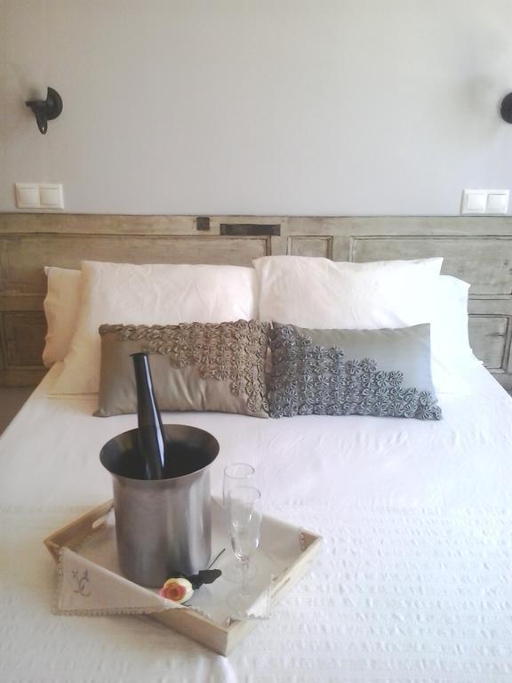 Hostal Royuela Екстериор снимка